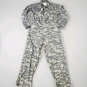 NEW Digital Camo Military Mechanics Coveralls Size Large ACU West Point Apparel
